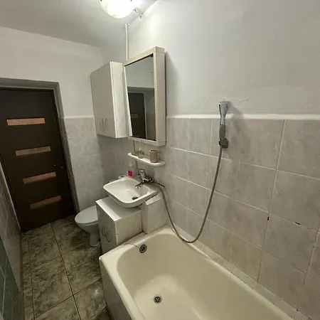 London Apartment